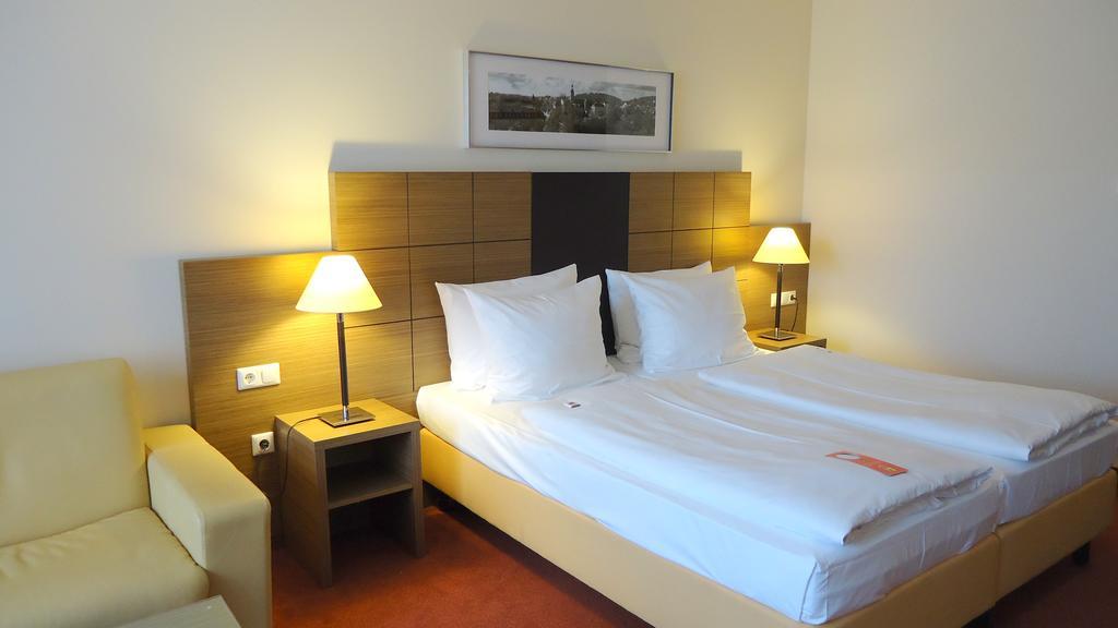 Western Hotel 3*